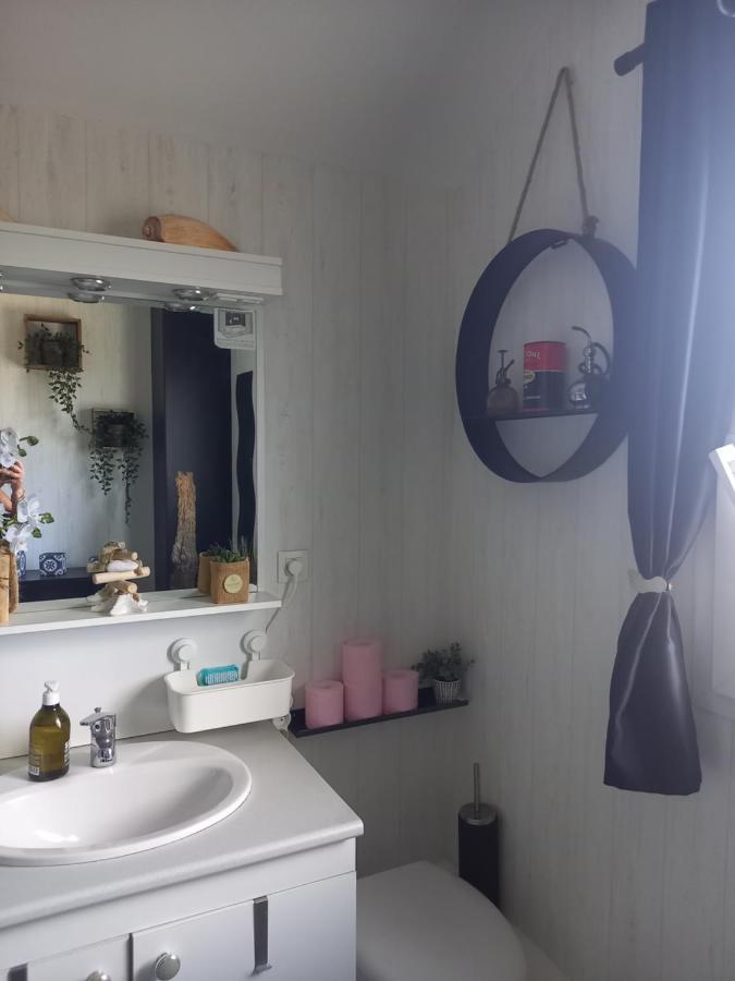 Chrismarie Apartment Bois-Guillaume Екстериор снимка